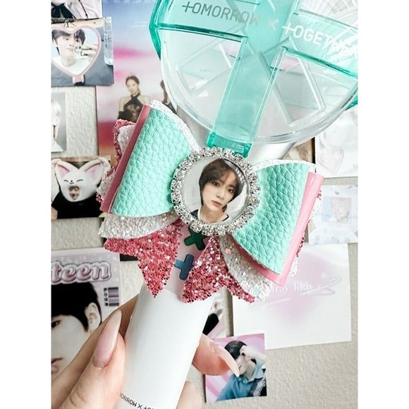 TXT Beomgyu Light Stick Bow Decoration Kpop Together X Tomorrow - Picture 1 of 3